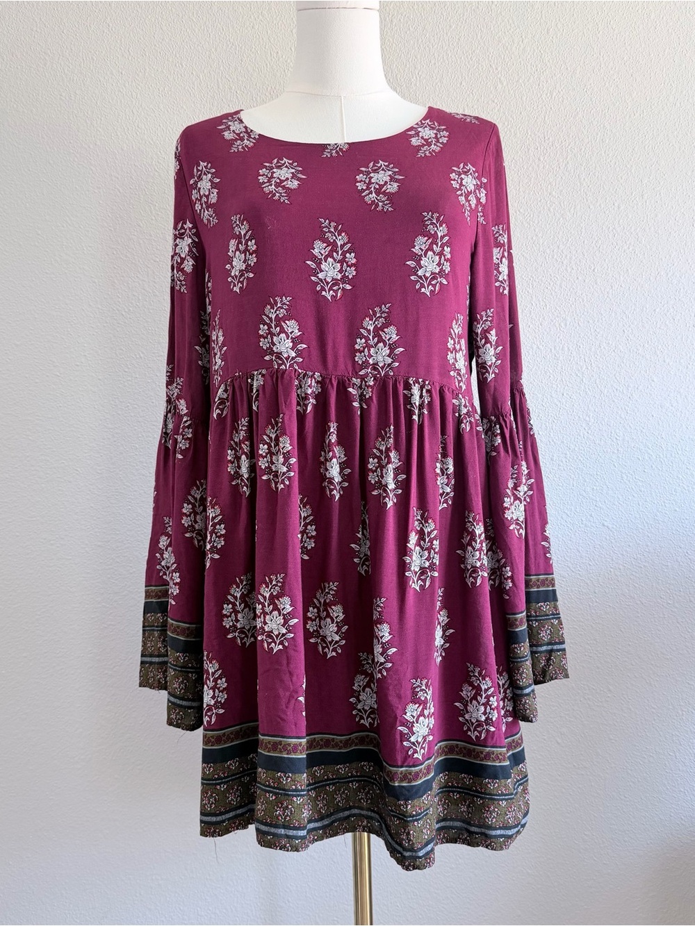 Very J Pull Over Flare Sleeve Tunic Shirt Mini Dress Boho Large Lined Paisley L
